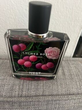 NEST Fragrances Lychee Rose Perfume Bottle – Pink, Black